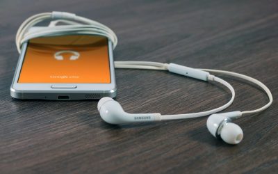 How to define podcast success (and the one metric every podcaster should track)